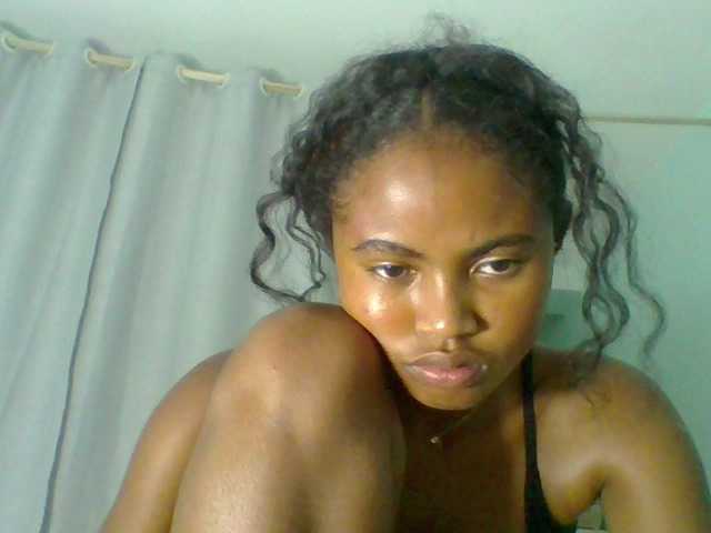 eliezahh's BongaCams show and profile