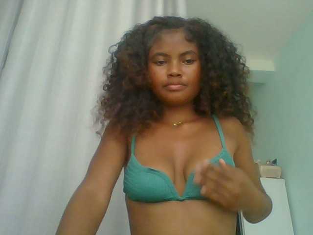 eliezahh's BongaCams show and profile