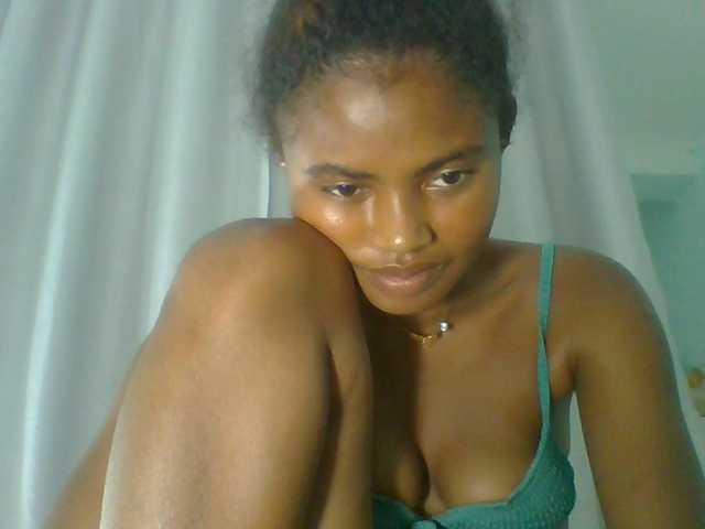 eliezahh's BongaCams show and profile