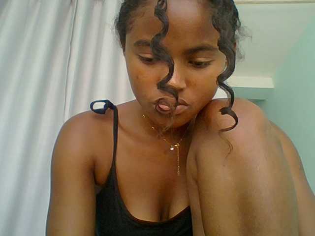 eliezahh's BongaCams show and profile