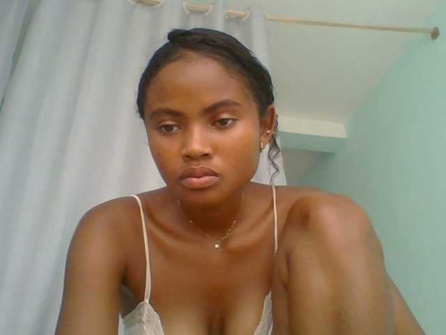 eliezahh's BongaCams show and profile