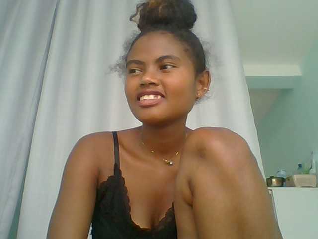 eliezahh's BongaCams show and profile