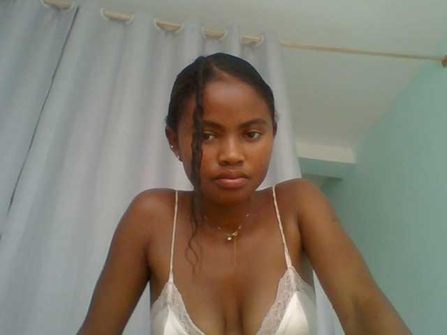 eliezahh's BongaCams show and profile