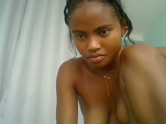 eliezahh's BongaCams show and profile