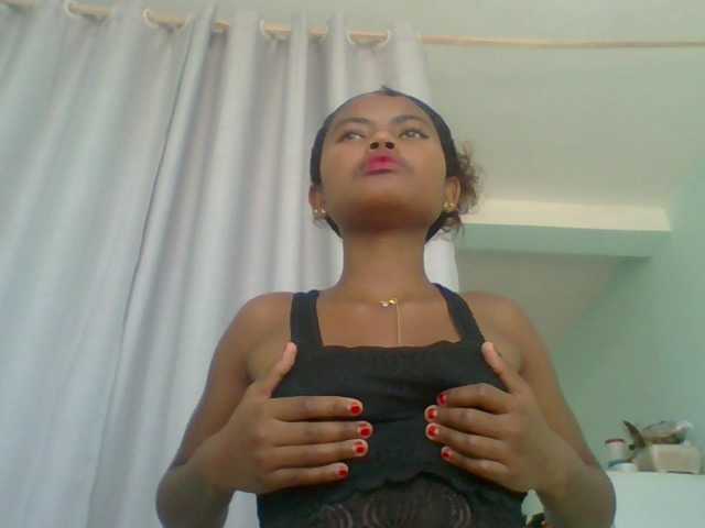 eliezahh's BongaCams show and profile