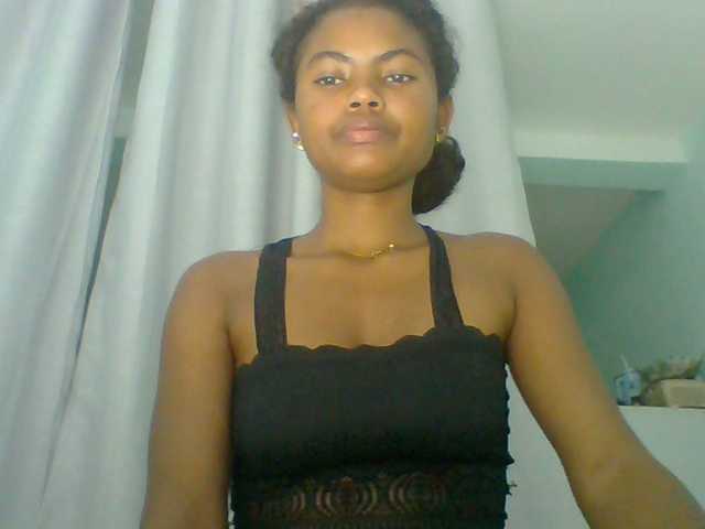 eliezahh's BongaCams show and profile