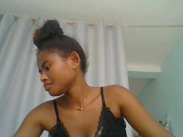 eliezahh's BongaCams show and profile