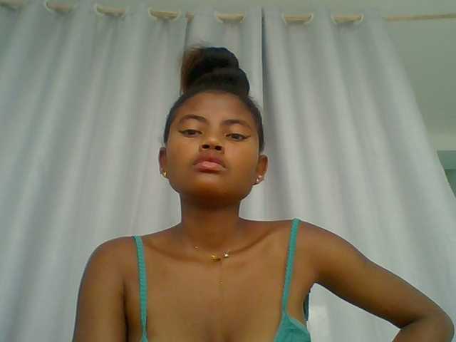 eliezahh's BongaCams show and profile