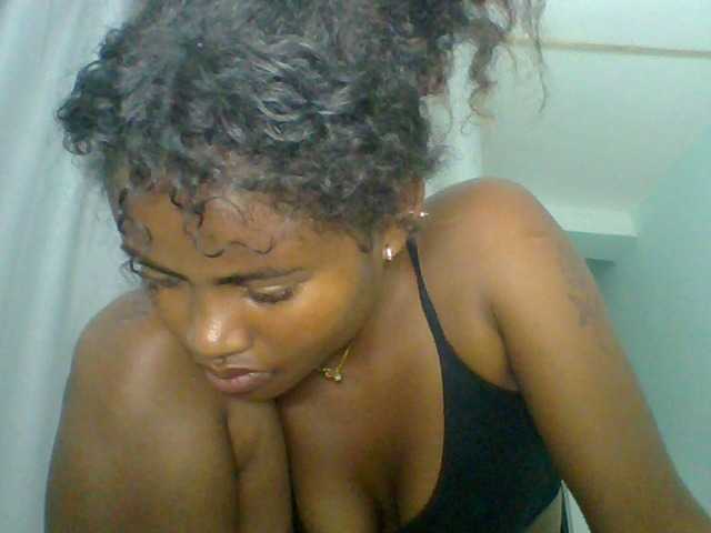 eliezahh's BongaCams show and profile