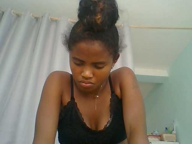 eliezahh's BongaCams show and profile