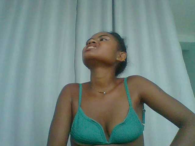 eliezahh's BongaCams show and profile