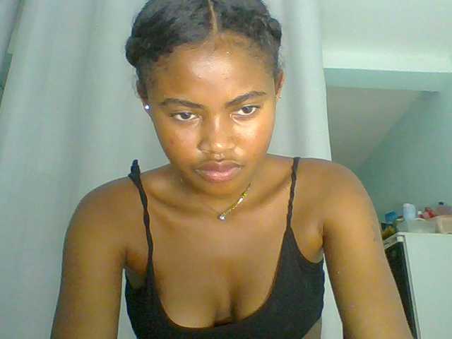 eliezahh's BongaCams show and profile