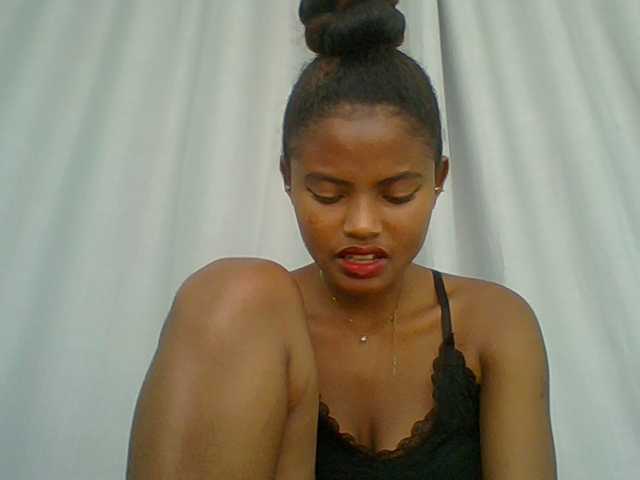 eliezahh's BongaCams show and profile