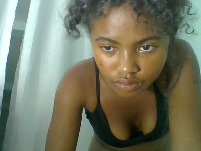 eliezahh's BongaCams show and profile