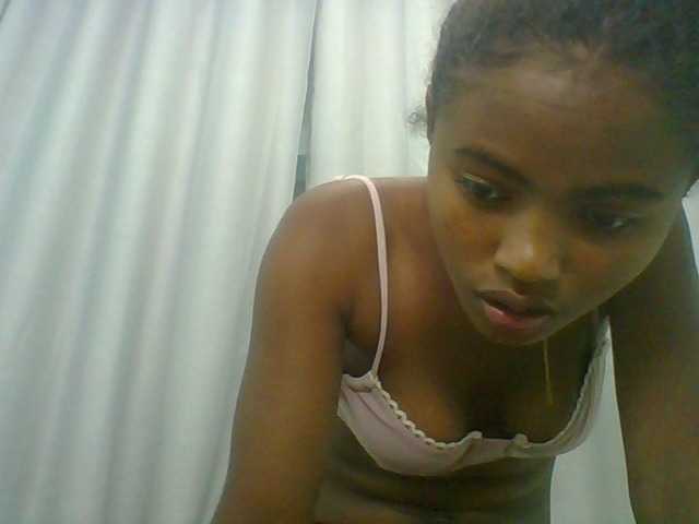 eliezahh from BongaCams