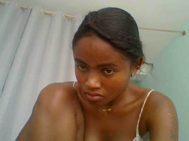 eliezahh's BongaCams show and profile