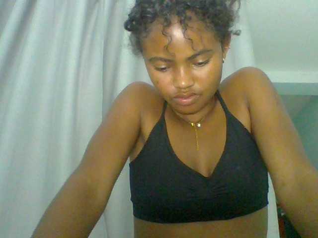 eliezahh's BongaCams show and profile