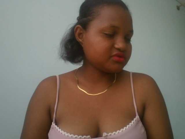 elodiezah from BongaCams is Freechat