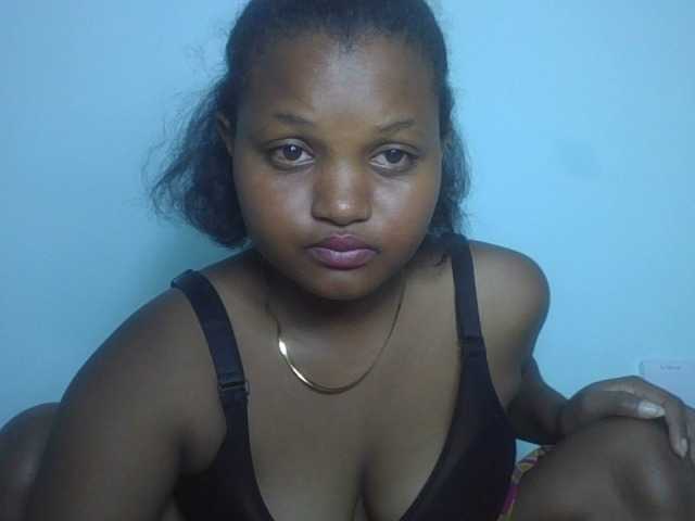 elodiezah streaming on Webcambliss