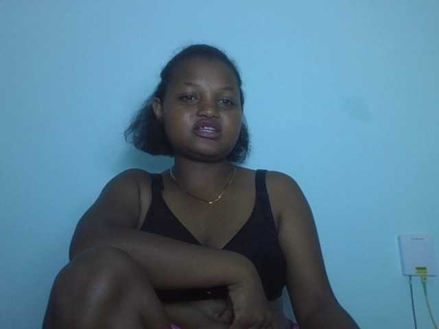 elodiezah streaming now