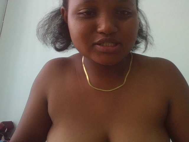 elodiezah Profile Image