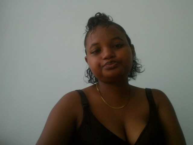 elodiezah from BongaCams is Freechat