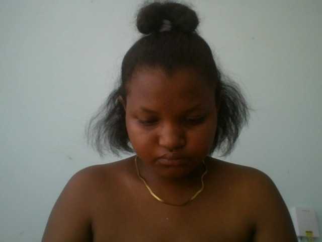 elodiezah from BongaCams is Freechat