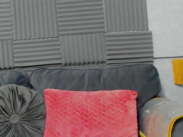 AngelaVelure's BongaCams show and profile