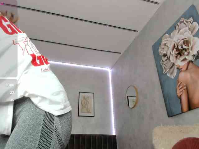 ElinaMoon Live Webcam on BongaCams