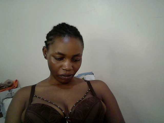 sexy-muna Live Cam on BongaCams