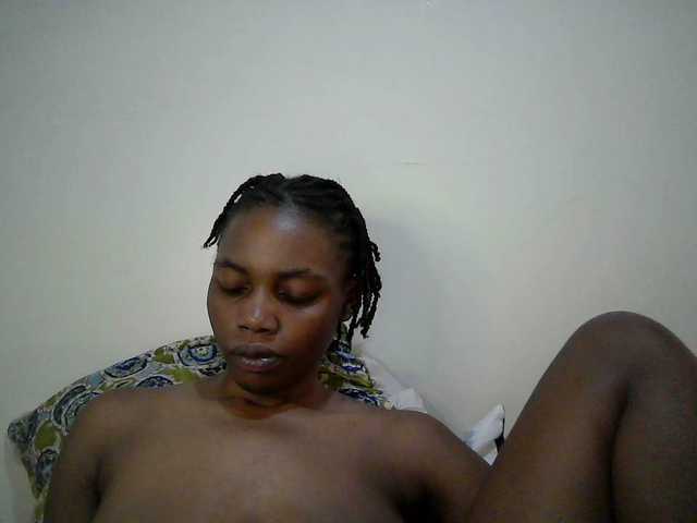 sexy-muna's BongaCams show and profile