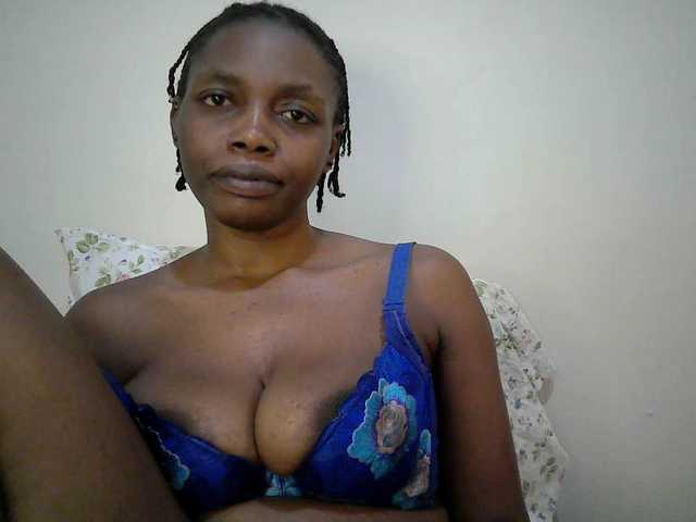 sexy-muna's BongaCams show and profile