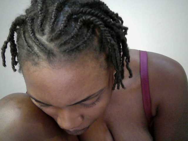 sexy-muna's BongaCams show and profile