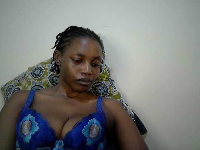 sexy-muna's BongaCams show and profile