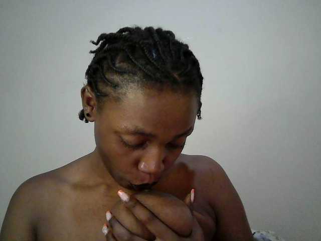 sexy-muna's BongaCams show and profile