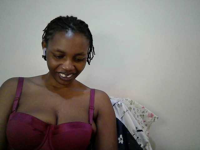 sexy-muna's BongaCams show and profile