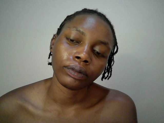 sexy-muna's BongaCams show and profile