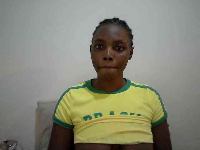 sexy-muna Live Webcam on BongaCams