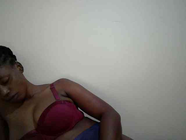 sexy-muna Live Webcam on BongaCams