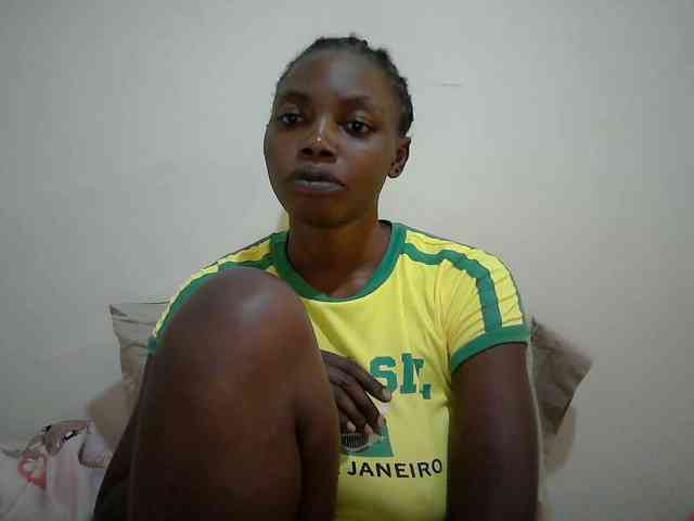 sexy-muna Live Webcam on BongaCams