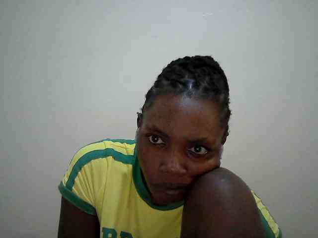 sexy-muna Live Webcam on BongaCams