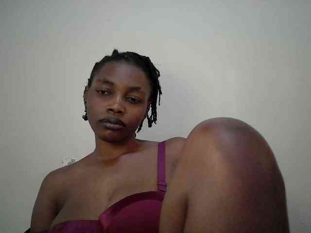 sexy-muna Live Webcam on BongaCams