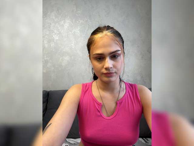 Vanessa-Tenderness from BongaCams is Freechat