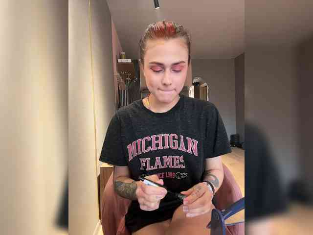 Vanessa-Tenderness webcam