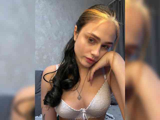 Vanessa-Tenderness webcam