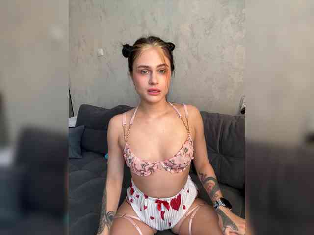 Vanessa-Tenderness webcam