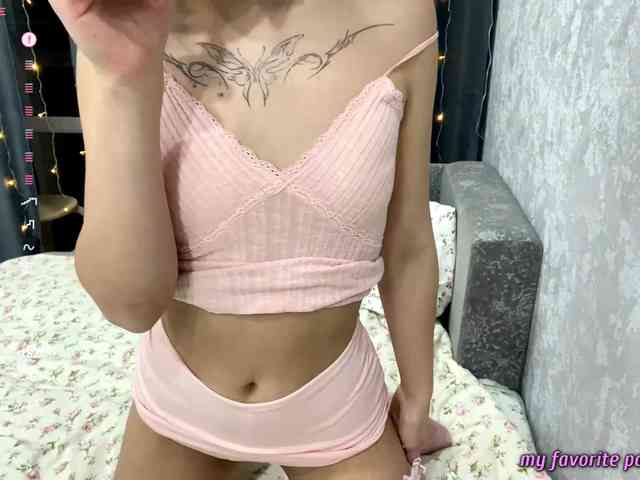 ShielaKlabunde webcam