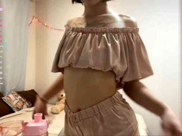 ShielaKlabunde webcam