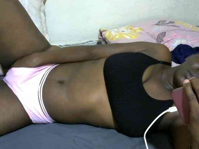 NastyEbony002 webcam