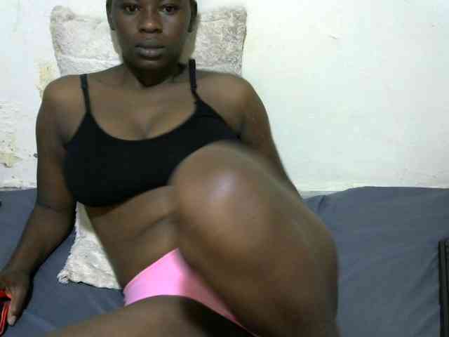 NastyEbony002 webcam